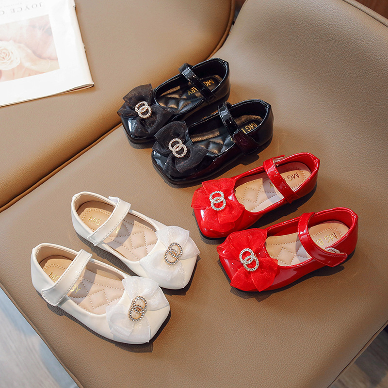 Girls' Shoes 2026 New Style Baby Fashion Princess Flats Soft Sole Spring and Autumn Korean Style Girls' Shoes Children's Small Leather Shoes