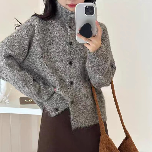 Retro colored knitted spring fashionable sweater