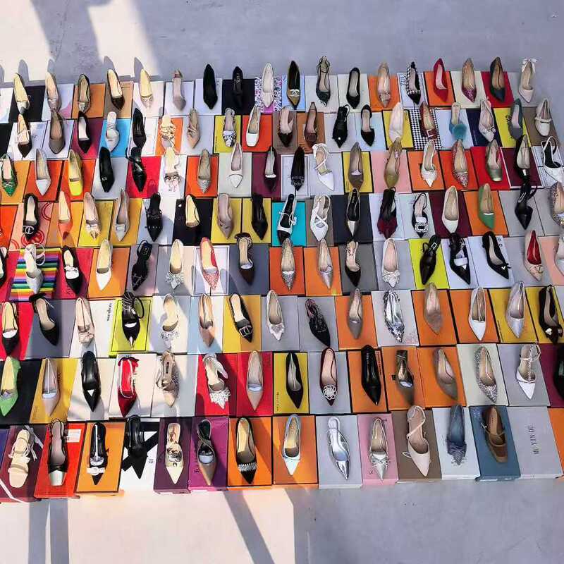 Clearance Sale on Discontinued Sizes: Women's High Heels, Versatile Stiletto Heels, Professional Work Shoes, Women's Single Shoes, Stock Surplus Shoes