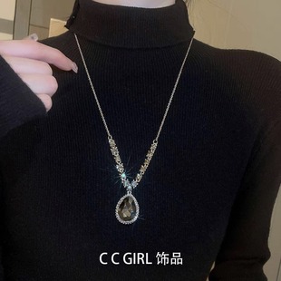 Fashionable autumn and winter all-matching necklace Women's Light luxury high-grade sweater chain trendy jewelry pendant clothes pendant sweater chain