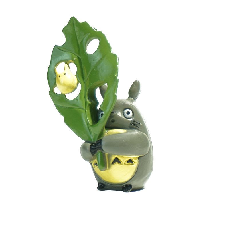 Pecera Totoro pequeños adornos trébol levantando hojas Hayao Miyazaki nueva decoración de dibujos animados de oficina micro paisaje