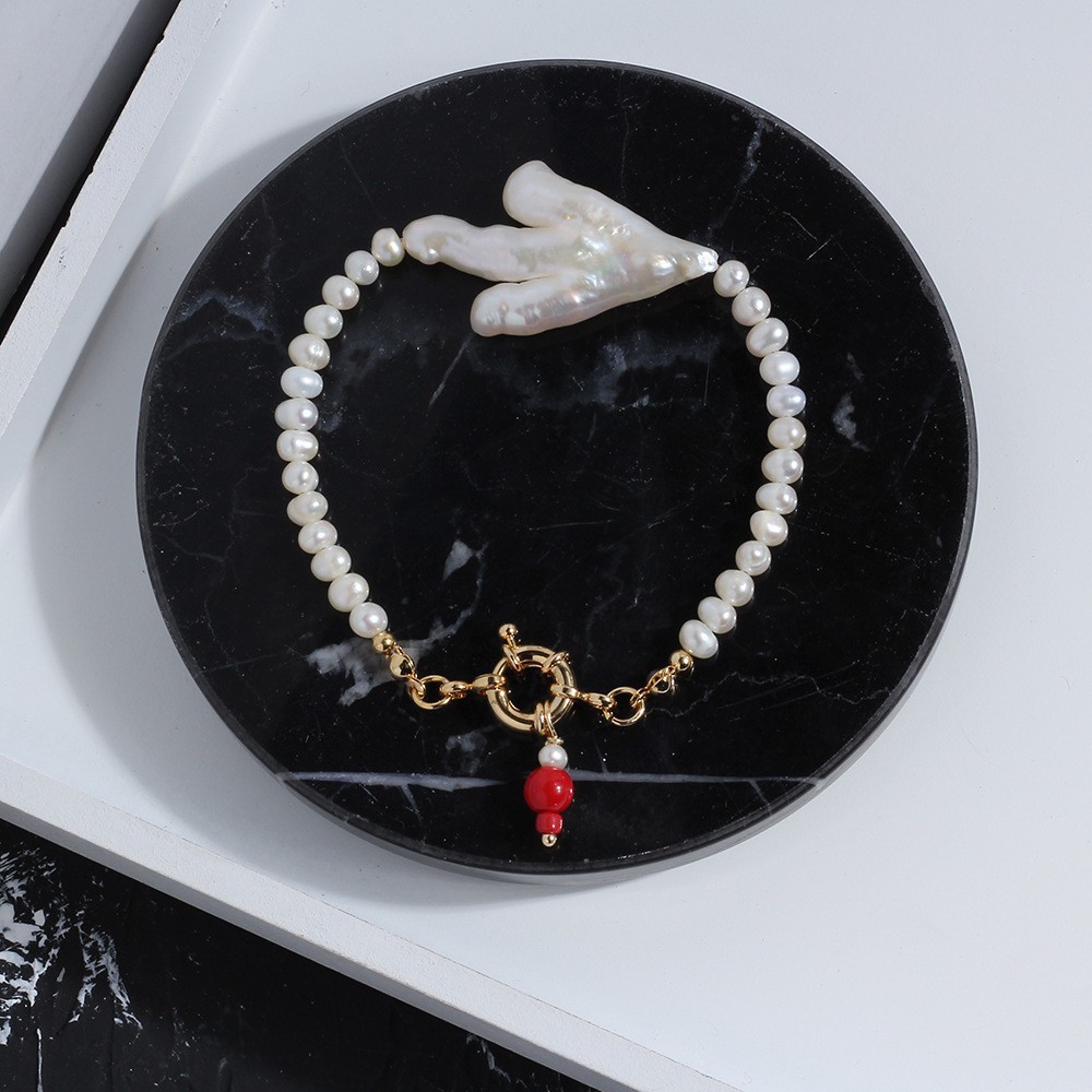 14368212475_1399847346