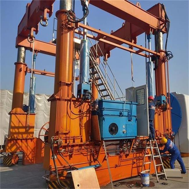 靖起 厂家供应安装液压龙门吊 双吊钩液压龙门吊 400吨液压龙门吊