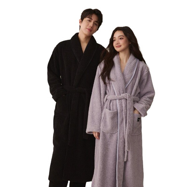Demi-season bathrobe