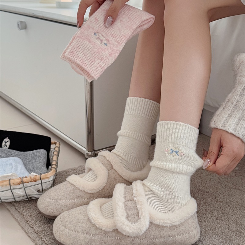 加厚袜子女冬天羊毛中筒袜蝴蝶结保暖蓄热堆堆袜居家睡眠袜|undefined