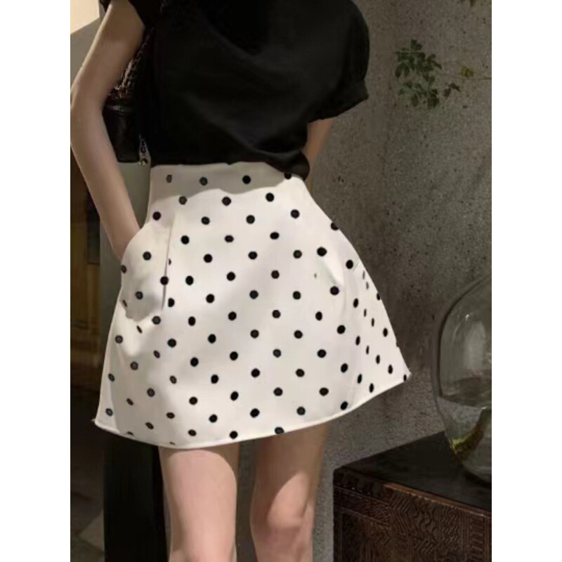 French-Style Retro Puffy Short Skirt, Plus-Size White High-Waisted Polka Dot Umbrella Skirt, Floral Bud Half-Skirt in Black and Red