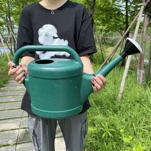 Large Capacity Long Spout Watering Can for Agricultural Use, Home Use, Vegetable Garden, Planting, Fertilizing, and Watering Flowers