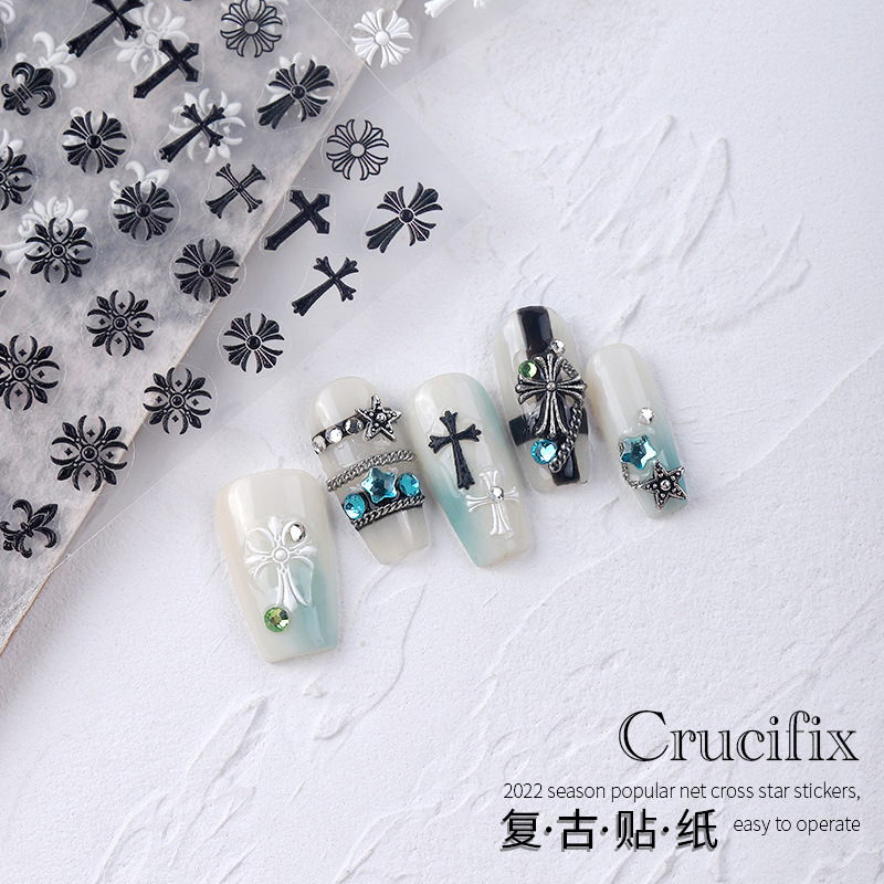 Avanzada uñas arte ganchillo corazón pegatinas dulce fresco retro punk oro y plata color tridimensional blanco y negro Cruz joyería de uñas