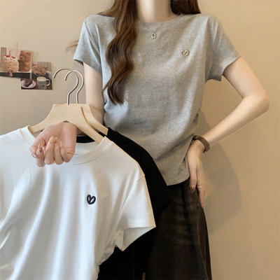 T-shirts Short sleeved T-shirt love Embroidery Embroidery half sleeve Self cultivation jacket summer street