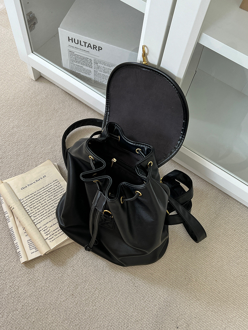 College style women's backpack 2023 spring new Korean ins black backpack, student large-capacity commuter bag_voghion.com