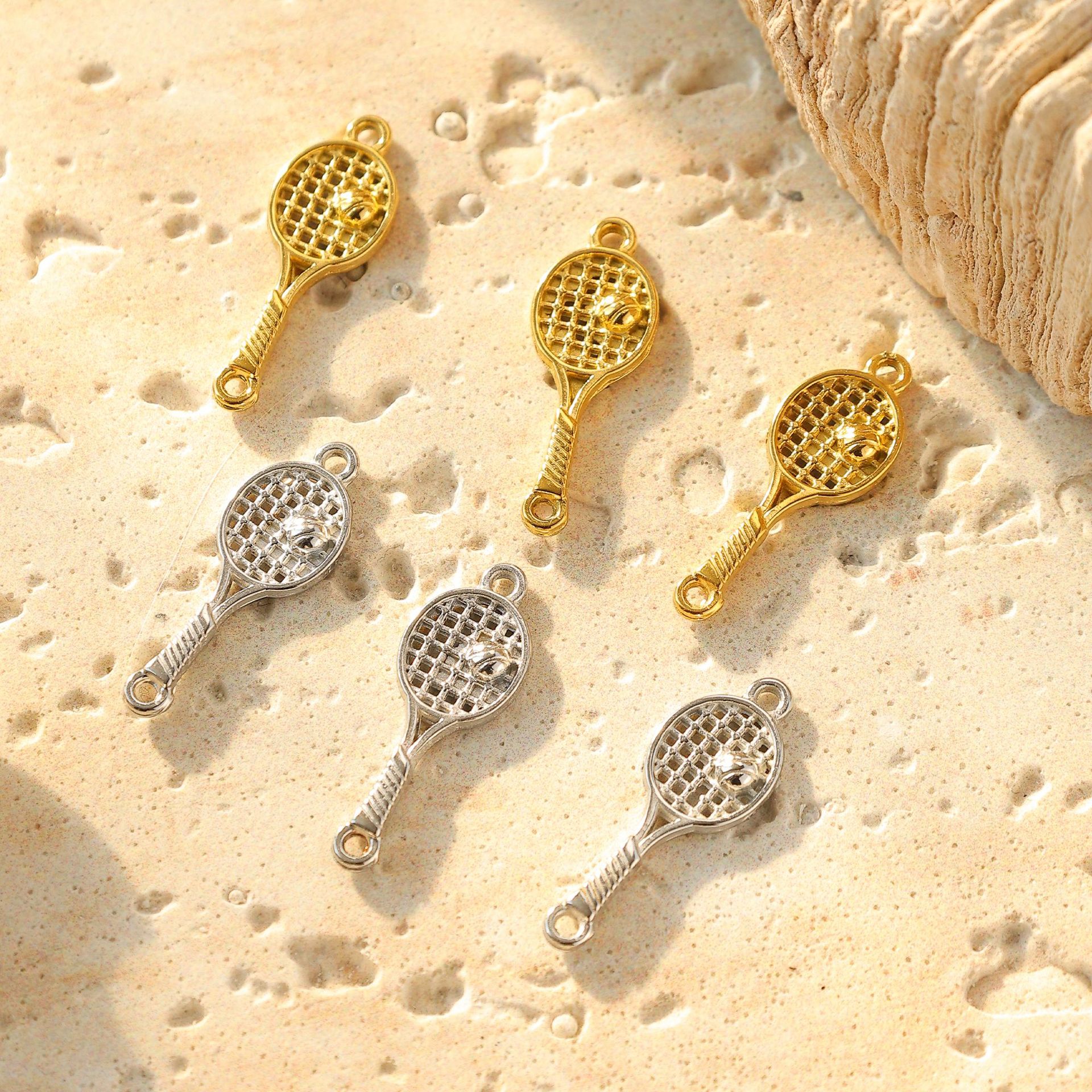 304 stainless steel powder cast hollow tennis racket shape design sense pendant diy jewelry accessories non-fading jewelry pendant