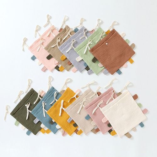 Baby fence bedside pure cotton gauze storage hanging bag baby bedside diaper diaper toy storage bag