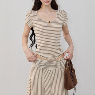�x��rou �U��U�I�l�yС�w��T��Ů�ļ��nϵ���e��Ҏ�ta�ִ�[ȹ��