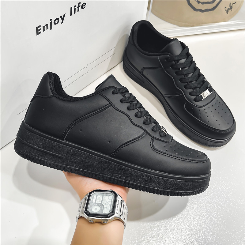 2026 primavera zapatos de hombre nuevos zapatos transpirables de la fuerza aérea zapatos blancos clásicos de todos los tipos de zapatos deportivos casuales de estudiantes de moda skate