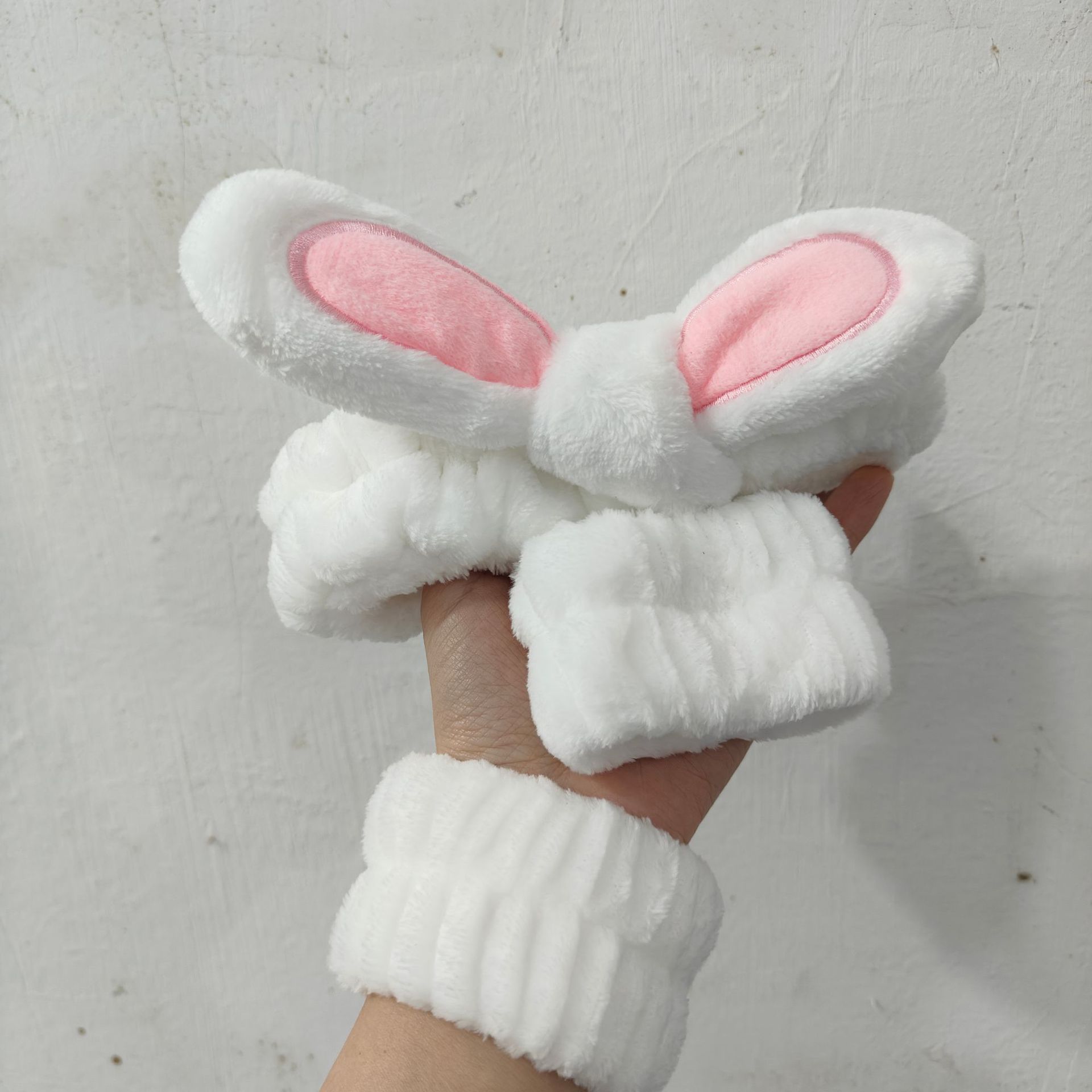 Otoño y invierno nuevo super lindos dibujos animados animal correa de cabello conjunto de correa de muñeca a prueba de humedad presión protector de cabello de muñeca lavado de la cara accesorios de cabello al por mayor