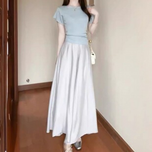 2025 New Summer Korean Drama Outfit, a Complete Set of Fresh, Sweet, Age-Reducing and Slimming Look Tops and Skirts, Two-Piece Set