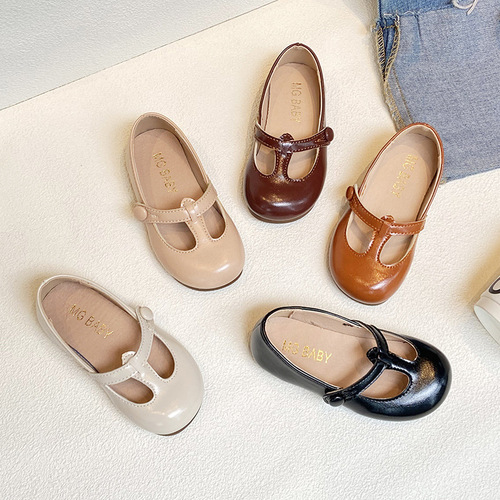 British style retro children's small leather shoes with shallow mouth  autumn new children's shoes for small and medium-sized children and girls' single shoes wholesale