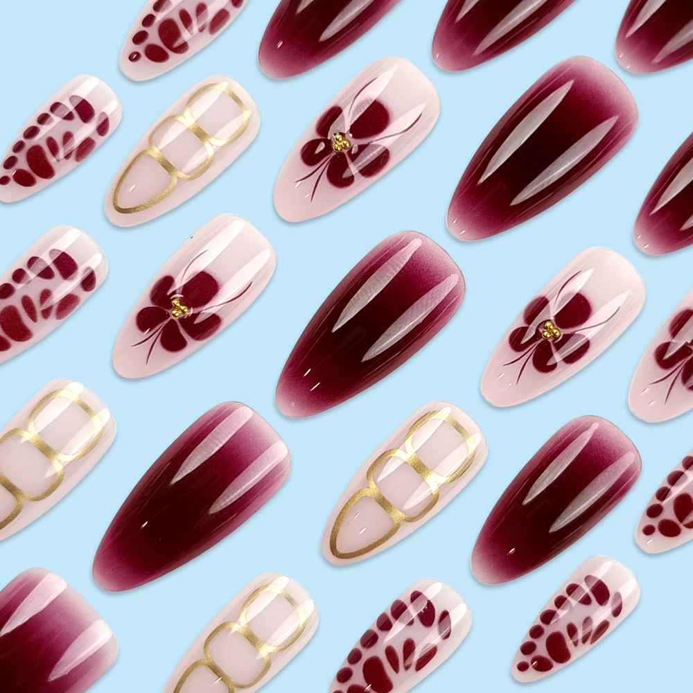 Venta caliente transfronteriza uñas de uñas rosadas y moradas flores retro uñas postizas repetibles 24 piezas de uñas portátiles de diamantes al por mayor