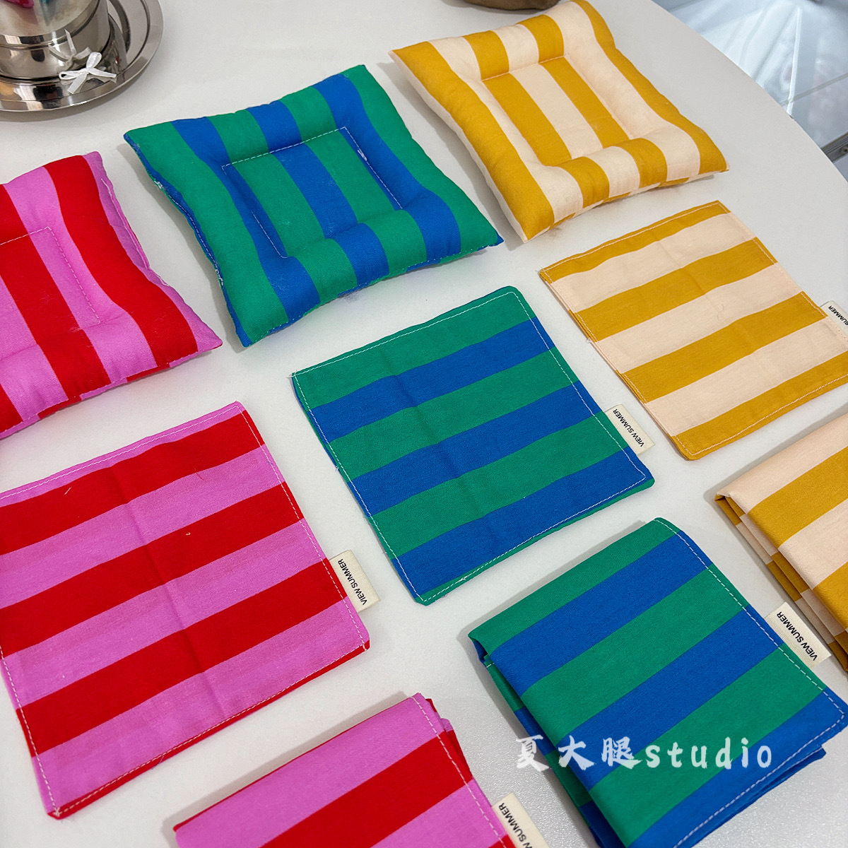 Dopaminas rayas de viento multicolor tela de cocina rayas almohadilla de comedor sensación de atmósfera propensos nuevos adornos para el hogar