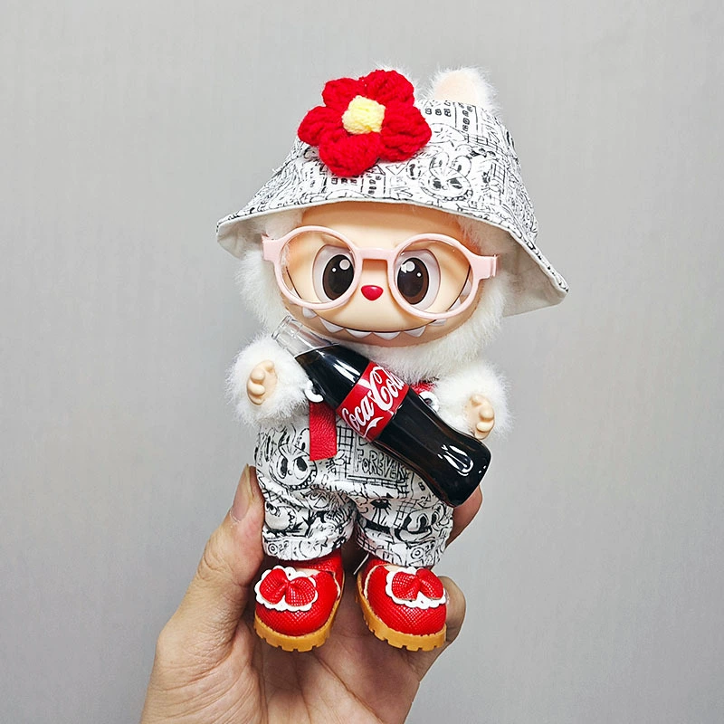 Коллекция Labubu Coca-Cola: одежда для праздников 3 поколений для Rabubu кукол – милый наряд куклы