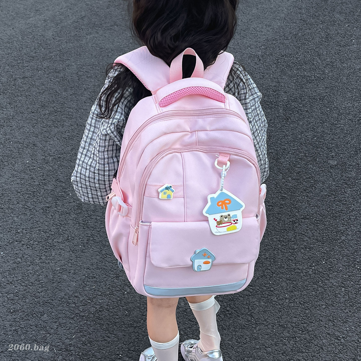 Mochila encantadora mochila japonesa nueva 2026 mochila escolar de gran capacidad estudiante adolescente tarjeta de aprendizaje de viaje a la ventilación