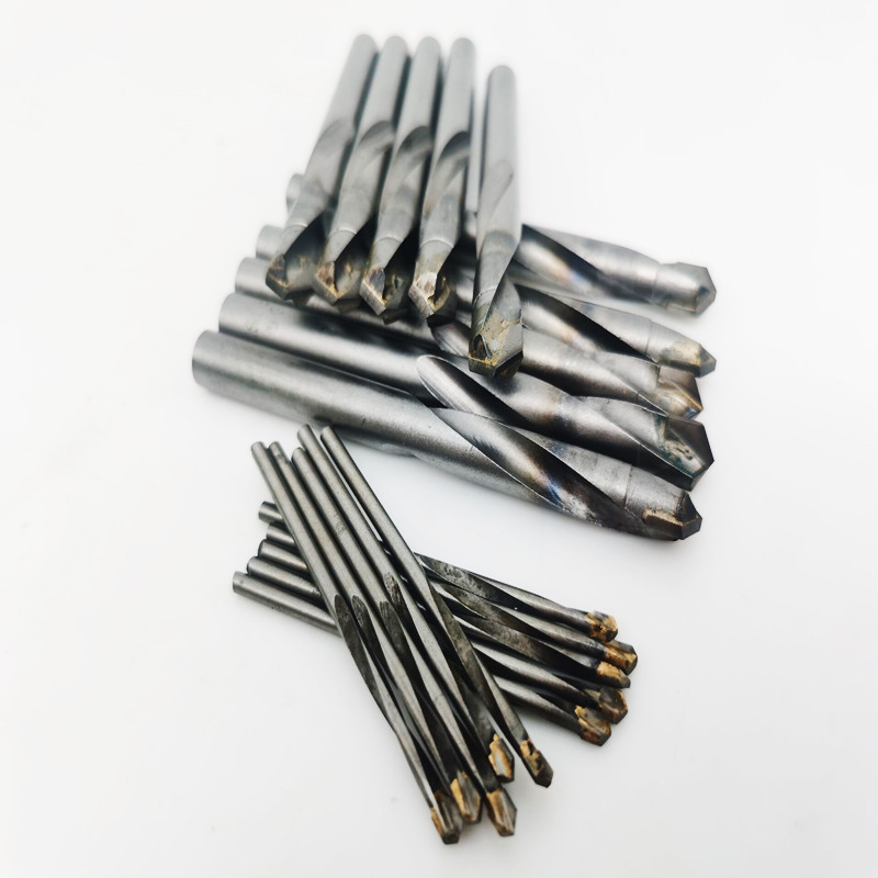 DC09CD7B77BEACEB44A1C57D6FF44A