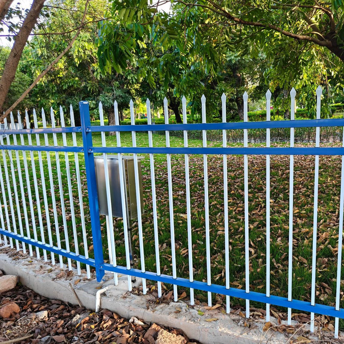 Защитное ограждение из цинковой стали для школ, детских садов, вилл, дворов, заводов, уличные изоляционные перила