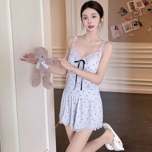 �Ը�˯��Ů�ļ�2025�¿���z�����L������ѝ���b�Ҿӷ���Ů�L����