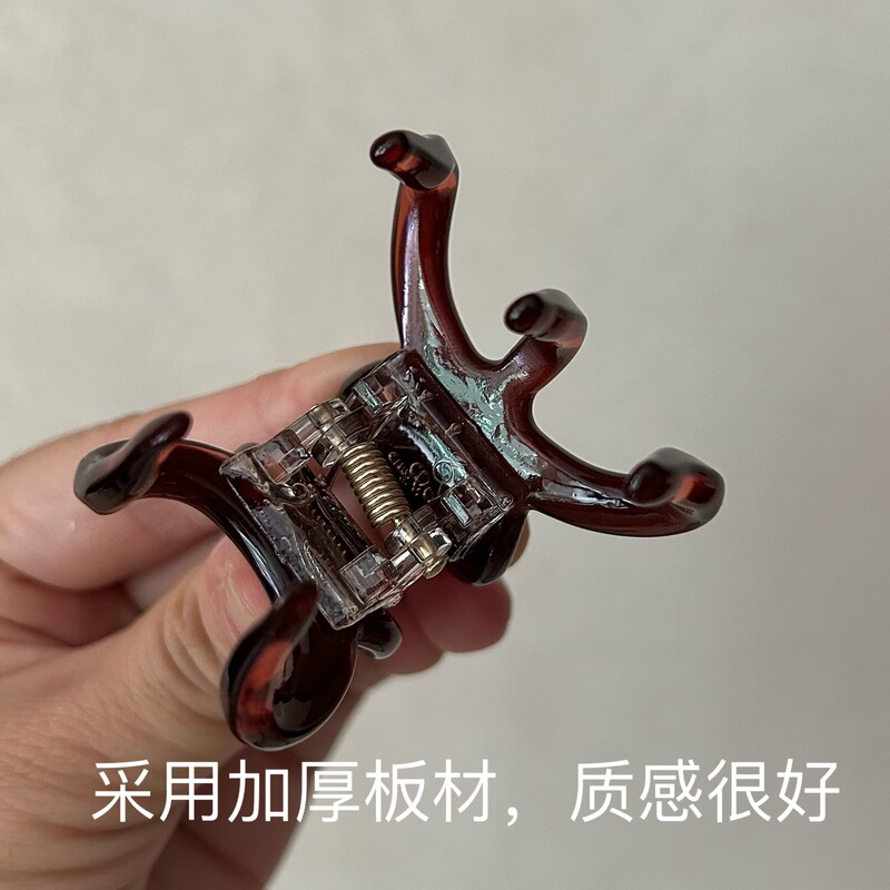 日韓の超仙の気質の酢酸は前髪を挟んで高い馬尾を挟みます。|undefined
