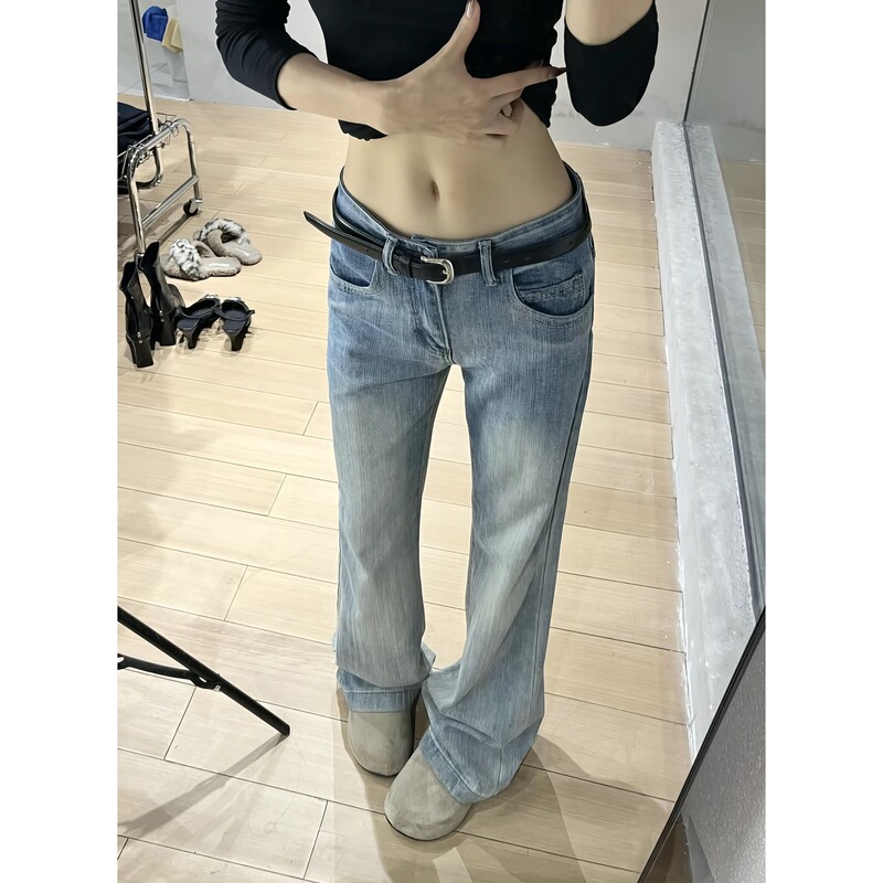 Light Blue Low-Waist Flared Jeans for Women, Spring Vintage Slim-Fit Floor-Length Straight Patterned Denim Cotton Light Blue Low-Waist Flared Jeans for Women, Spring Vintage Slim-Fit Floor-Length Straight Patterned Denim Cotton