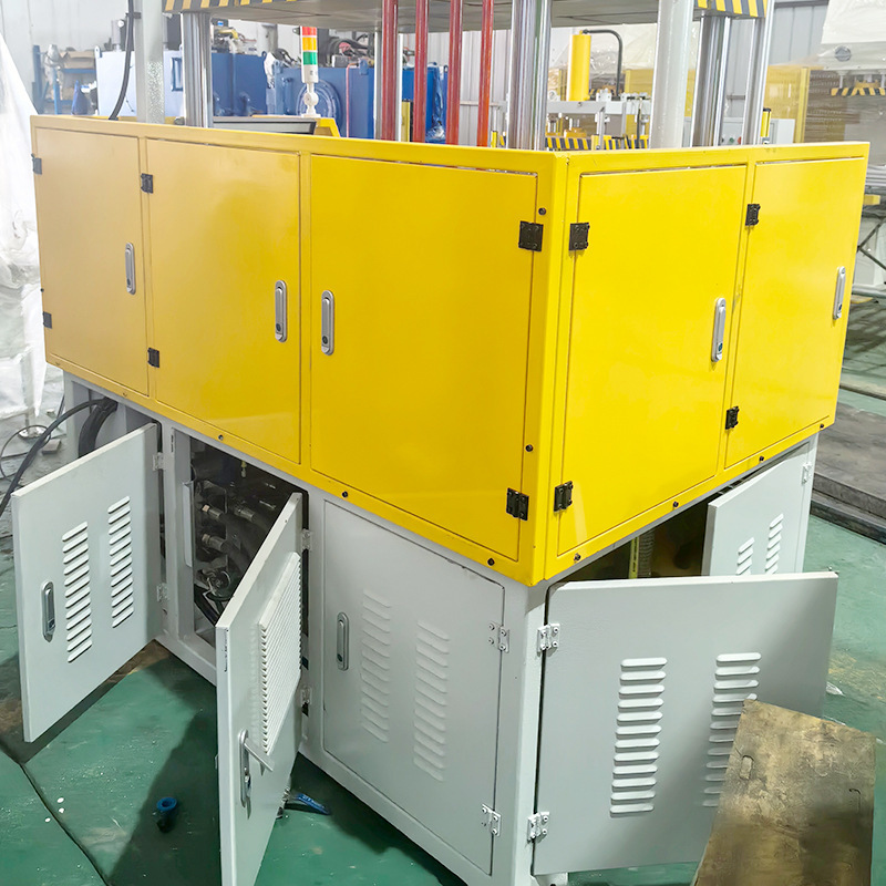 Customized Ysf-63T Four Column Servo Hydraulic Press Cnc Sheet Stretching Machine Vertical Molding Forming Oil Press Factory Customized Ysf-63T Four Column Servo Hydraulic Press Cnc Sheet Stretching Machine Vertical Molding Forming Oil Press Factory