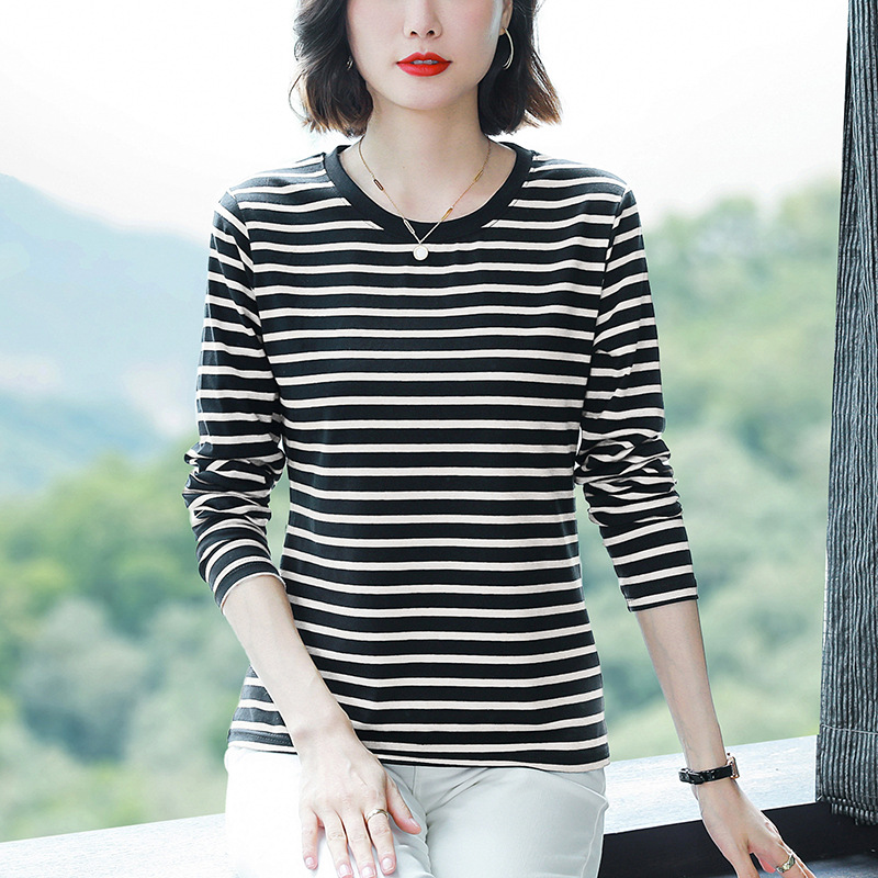 검은색