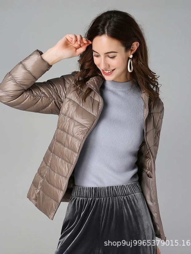 European Women's down Jacket 2025 New Short Style Lightweight Thickened Warm Slim Fit Korean Style White Duck down Fashion Coat