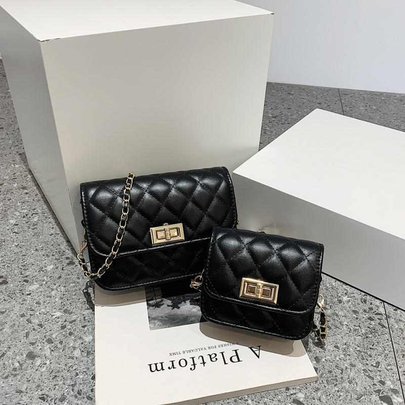 Korean Style Internet Celebrity Retro Women's Bag 2022 New Fashionable Casual Rhombic Chain Shoulder Bag Small Square Bag