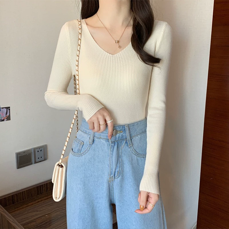 Трикотаж с тонким низом в корейском стиле с v-образным вырезом для женщин, лето и осень 2025, новый универсальный короткий однотонный пуловер с длинными рукавами, трикотаж