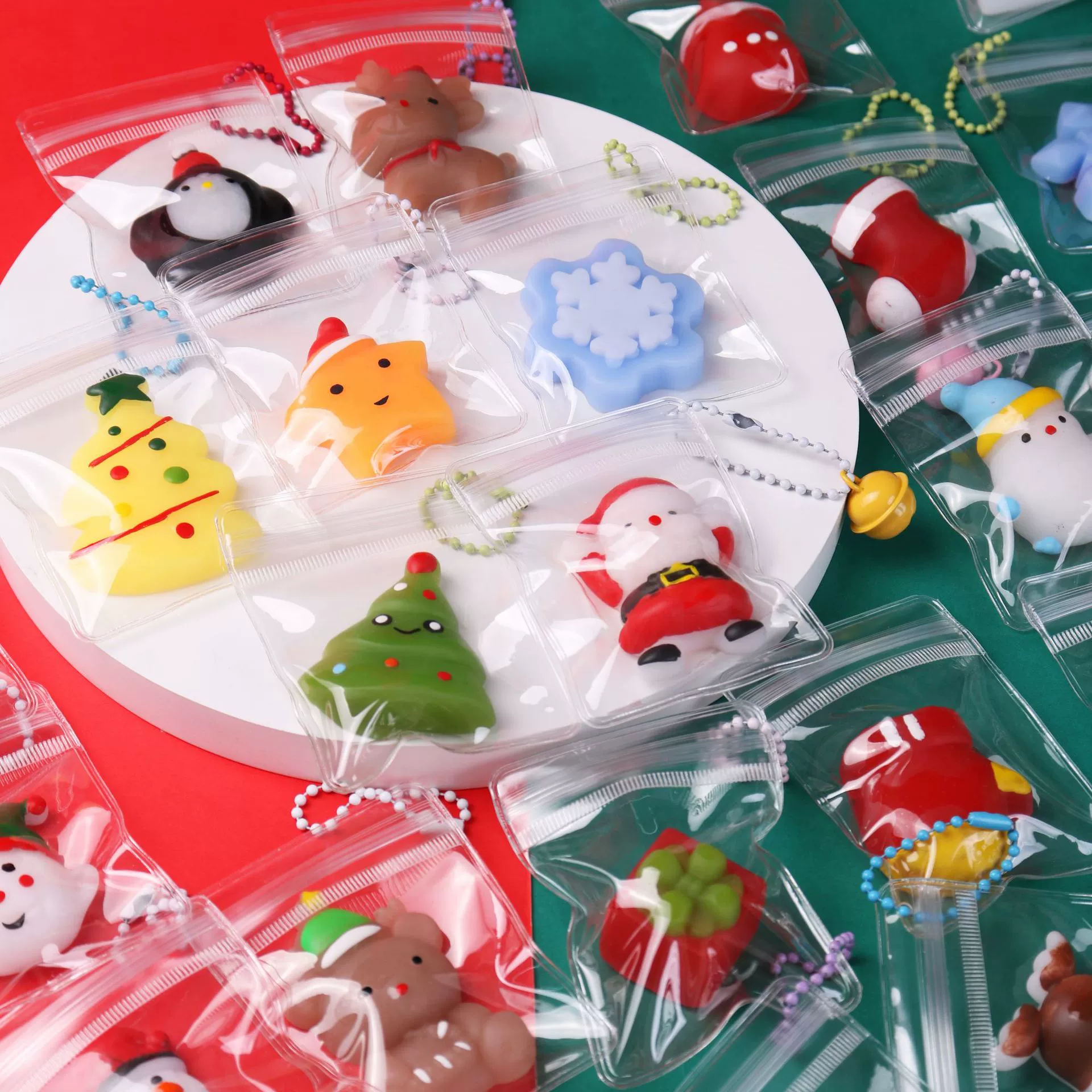 Трансграничная бестселлерская рождественская серия, мягкий пельмень, супер милый снеговик, рождественская елка, гаджет для снятия стресса для пожилых людей.