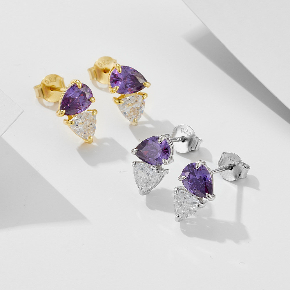 Pendientes de circón con gota de agua en forma de pera de diamante flash de plata de ley s925 Moda femenina Sentido de alta gama Pendientes de lujo ligero europeo y americano