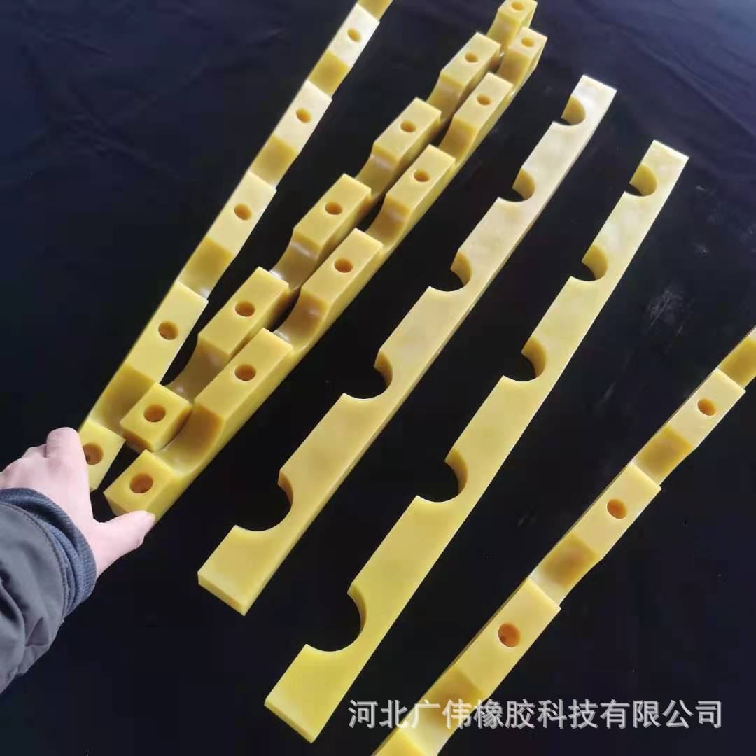 聚氨酯PU限位条耐磨防撞卡条优力胶牛筋棒锯齿垫块聚氨酯制品