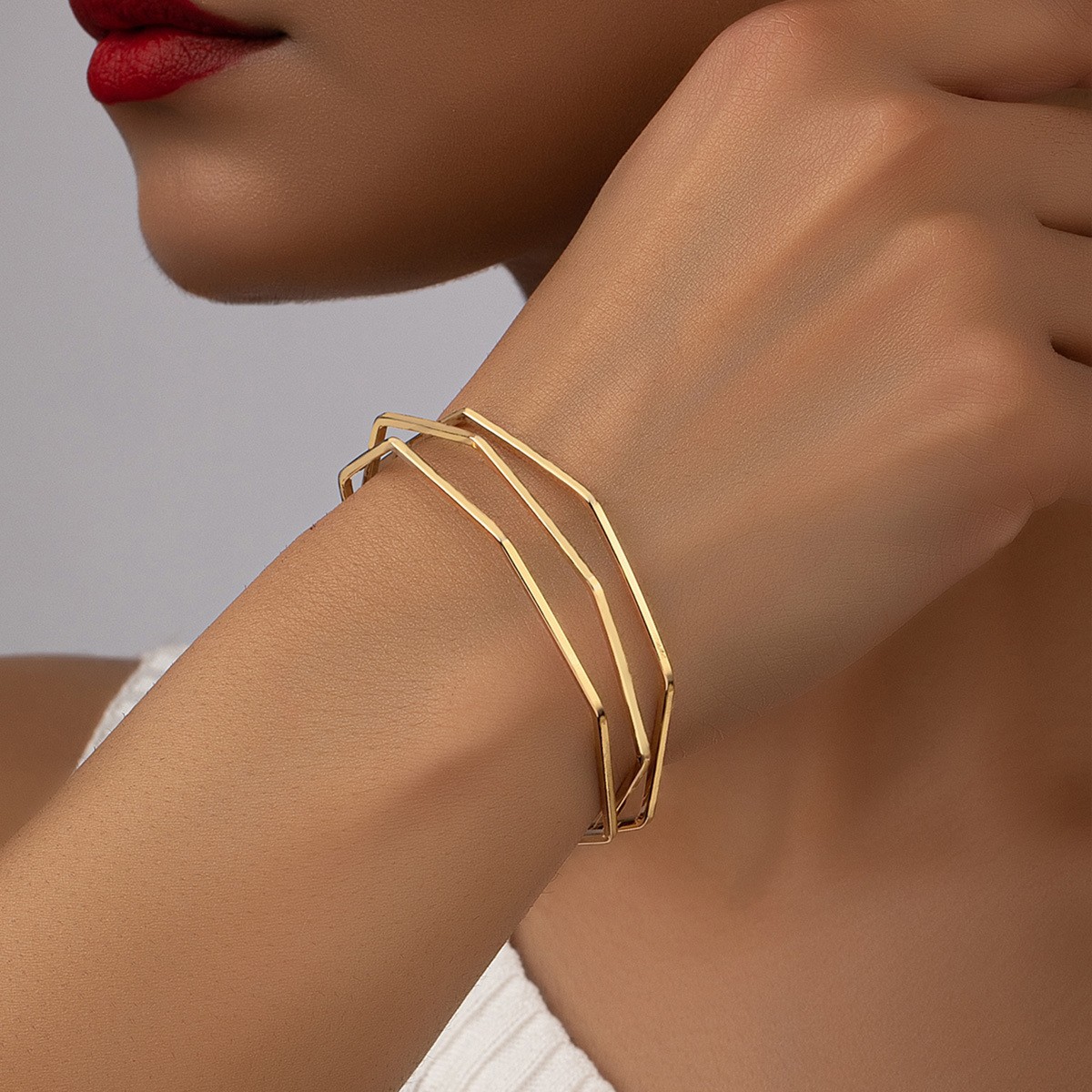 Bangle Classification Alloy Chain Material 1 Piece Quantity Simple Style Classic Style Geometric Alloy Wholesale Bangle