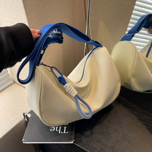 Waterproof Oxford Cloth Dumpling Bag Women's Large Capacity Crossbody Bag Women's Unique New Style Versatile Casual Sports Style Shoulder Bag