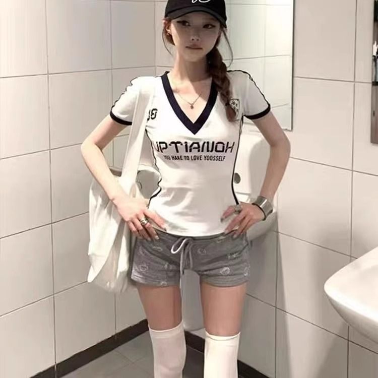 Slim Fit Women's Jersey T-Shirt V-Neck Short Sleeve Summer Top Hot Girl Sports Short New Waist Cinching_ecoleips.com