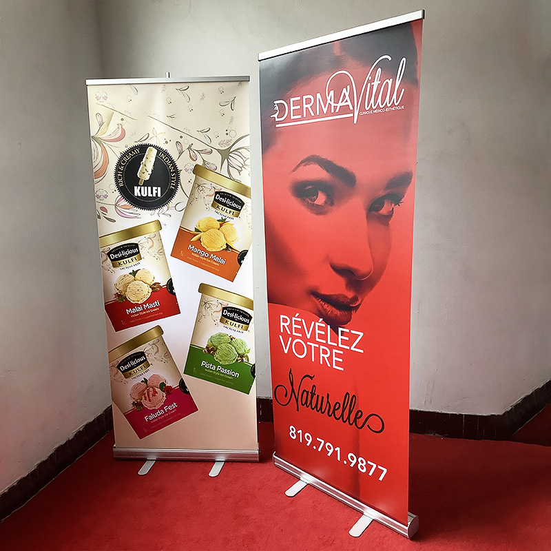 Suministro transfronterizo de soportes de exhibición enrollables de aluminio de fábrica en Shanghái, soportes publicitarios plegables portátiles retráctiles para suelo.