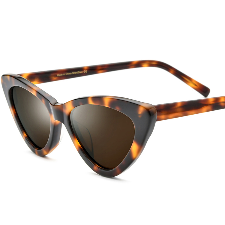 레오파드 액자 차