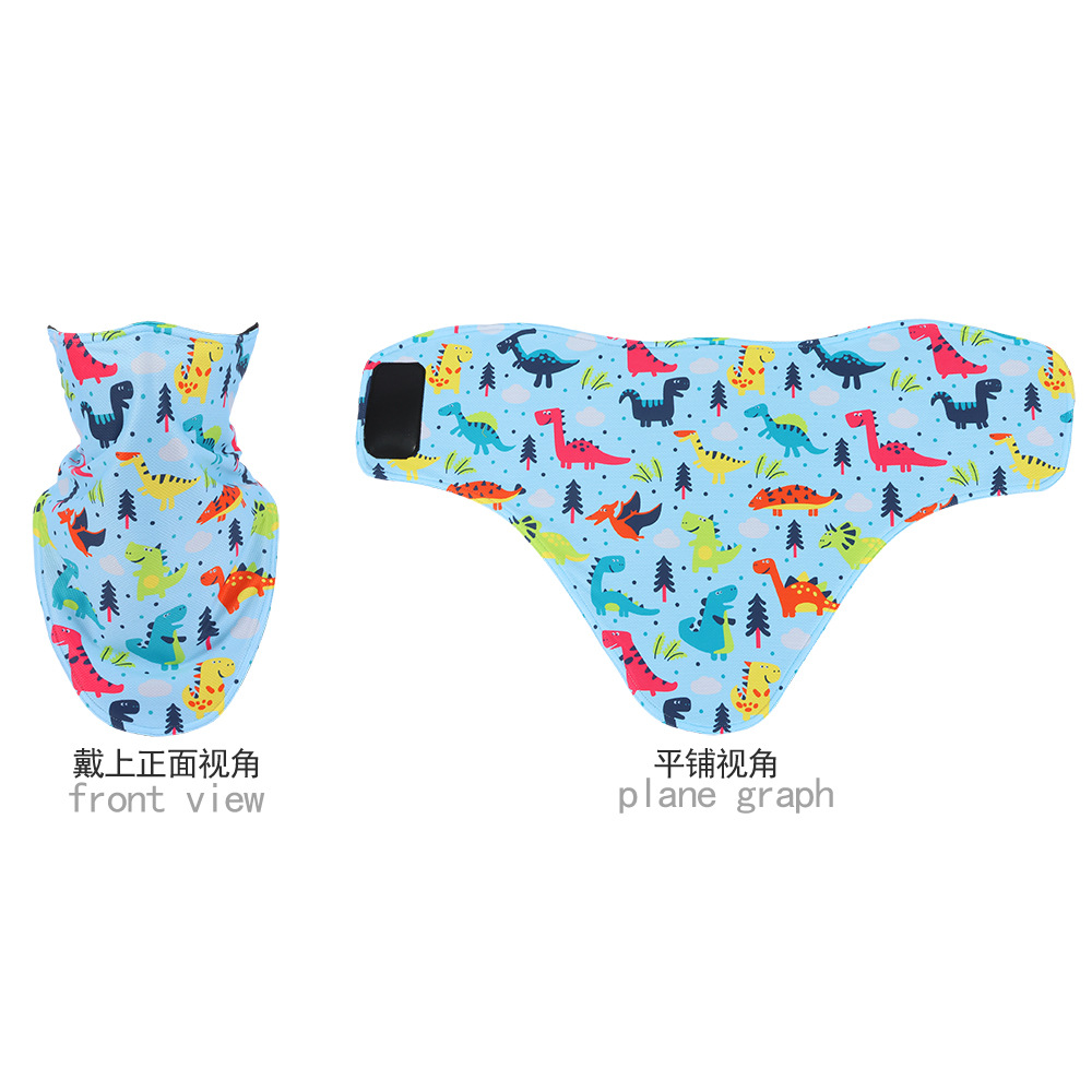 Pequeño dinosaurio con fondo azul