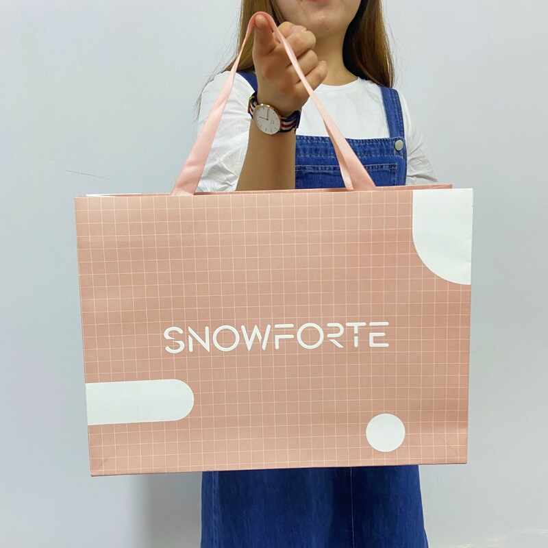 Pink Shopping Paper Bag with Your Own Logo Wrapping Paper Gift Bag Paper Bag Printing T-Shirt Shoes Jeans Pink Shopping Paper Bag with Your Own Logo Wrapping Paper Gift Bag Paper Bag Printing T-Shirt Shoes Jeans