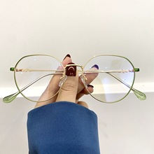 时尚复古防蓝光眼镜框女新款韩版小红书同款网红不规则金属平光镜