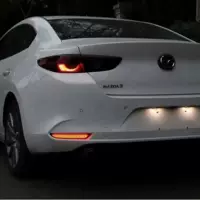 Подходит для Mazda 20 Axela: модифицированный задний бампер, задний фонарь, стоп-сигнал, габаритный огонь, фонарь заднего хода.