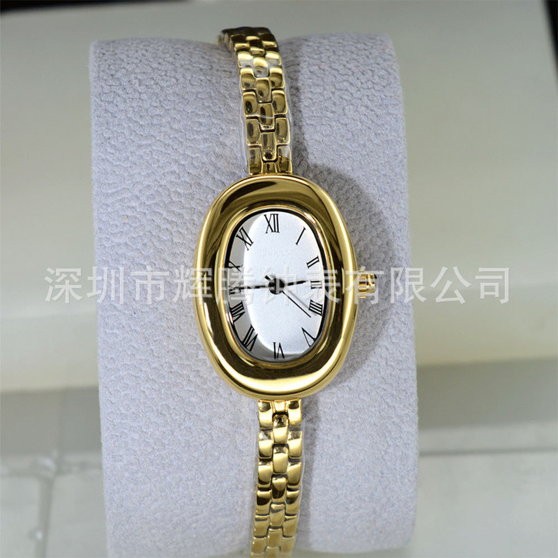 New Bathtub Oval Roman Steel Band Simple and Fashionable Quartz Watch Girls Watch Forest Style Ladies Fashionable Gold Watch New Bathtub Oval Roman Steel Band Simple and Fashionable Quartz Watch Girls Watch Forest Style Ladies Fashionable Gold Watch