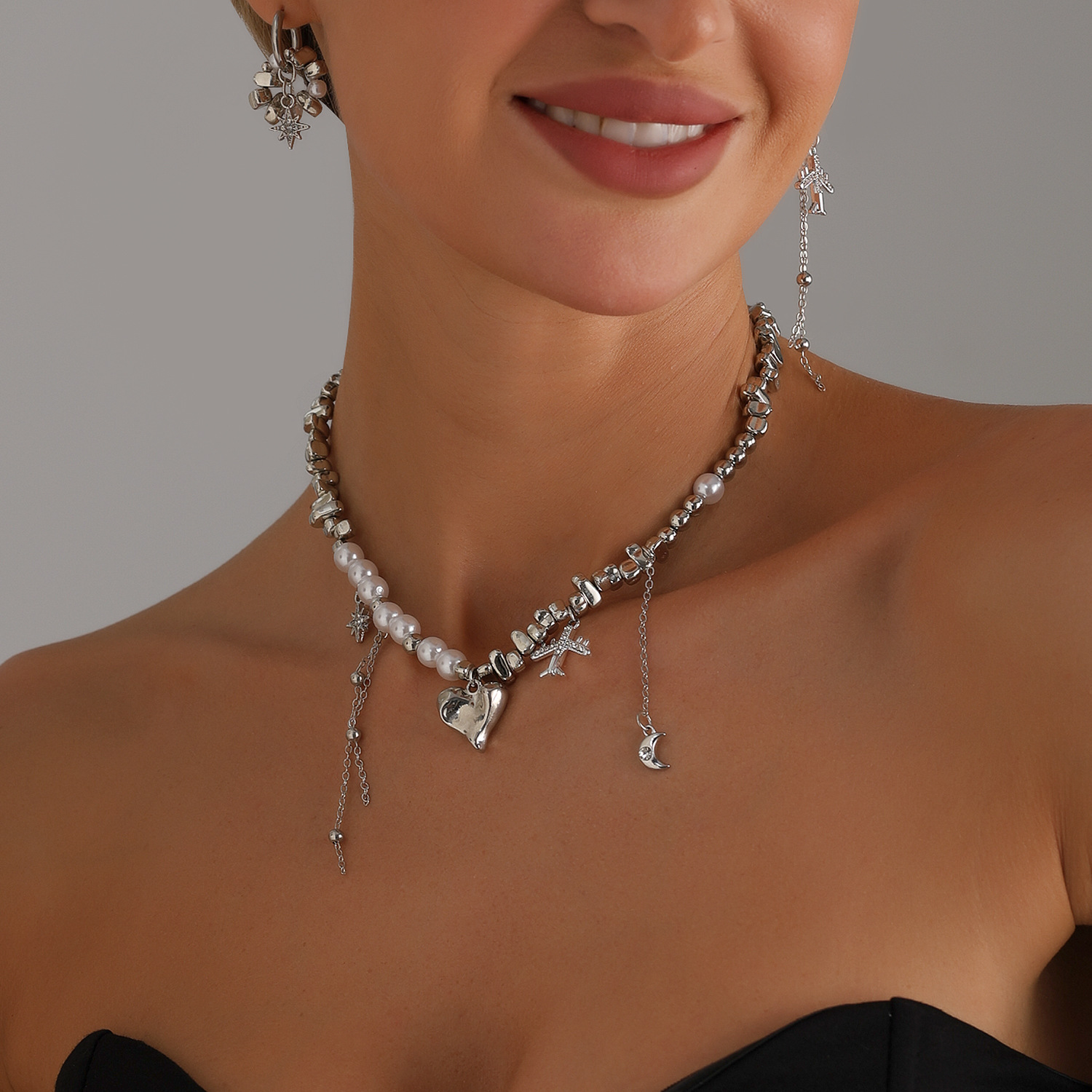 European and American Cross-Border Jewelry Special-Shaped Heart Necklace Airplane Star Moon Element Pendant Accessible Luxury Metal Necklace for Women