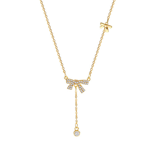 Korean-style Ins-inspired Titanium Steel Necklace for Women, High-end, Versatile, Unique Pearl Clasp Necklace with Accessories